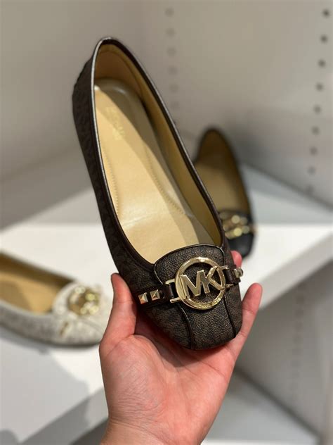 Michael Kors Babet Modelleri, Fiyatları .